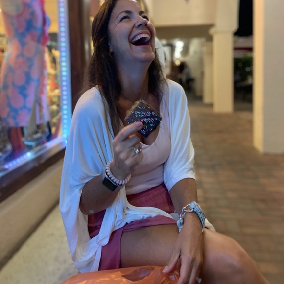 Meet your Posher, Elizabeth - Picture 1 of 1